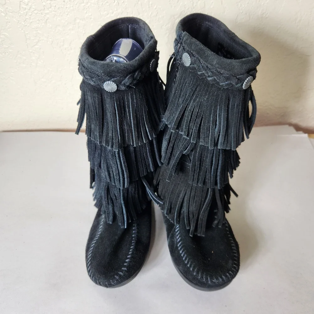 Minnetonka Kids 2659 3-Layer Fringe Suede Moccasin Boots Black Size 2
